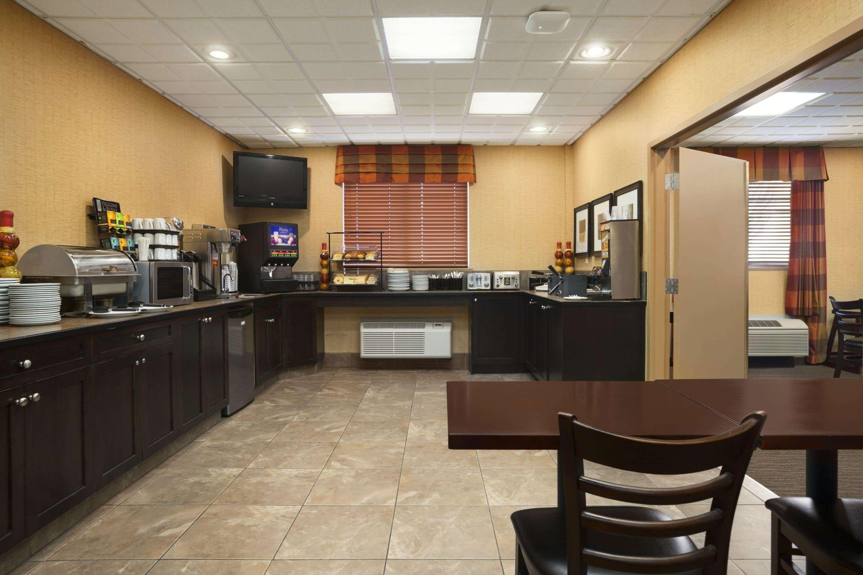 Ramada By Wyndham Surrey/Langley Ξενοδοχείο Εξωτερικό φωτογραφία